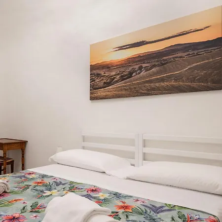 San Quirico Gallery Apartman