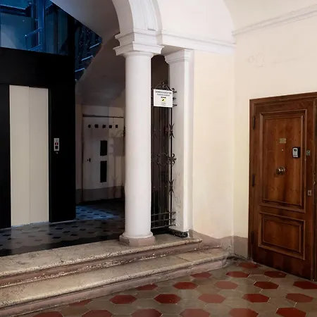 San Quirico Gallery Apartman *